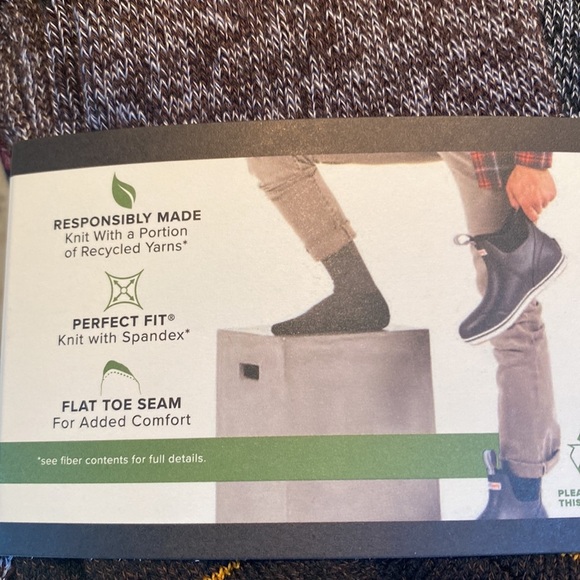 NWT Goldtoe mens 6 pack of crew socks. Shoe size 6-12.5 - Picture 6 of 7